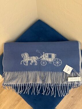 New Coach Two-Tone Blue Horse & Carriage Fringe Throw